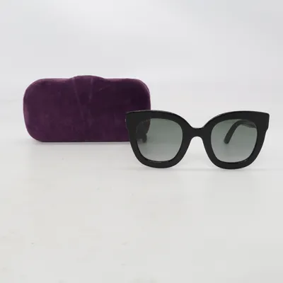 Solglasögon (GG0208S) från Gucci