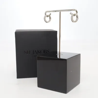 Örhängen (Silverfärgad) från Sif Jakobs Silver