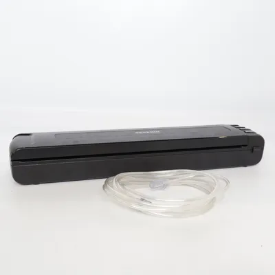 Vacuum sealer (3601) from Severin
