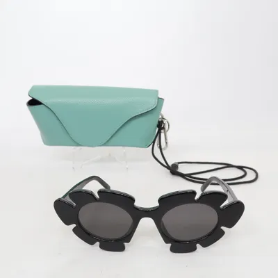 Solglasögon (LW40088U) från Loewe