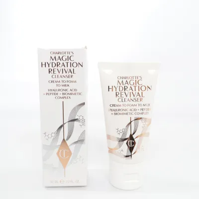 Gesichtsreiniger (Magic Hydration Revival Cleanser) von Charlotte Tilbury