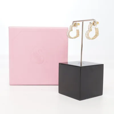 Örhängen (Guldfärgad) från Swarovski Okänd metall