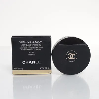 Poeder (Vitalumiere Glow Luminous Touch 10 Beige) van Chanel