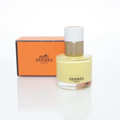 Nagellak (Les Mains, 22 Jaune Pollen) van Hermès