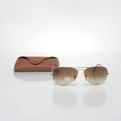 Solglasögon (RB 3025) från Ray-Ban