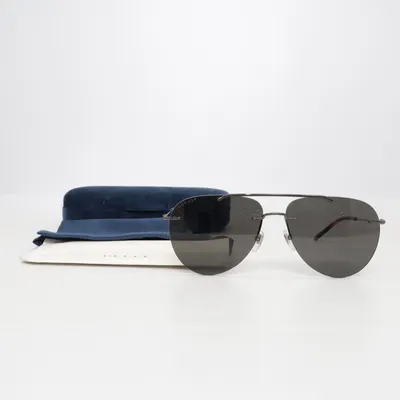 Solbriller (GG0397s Logo) fra Gucci