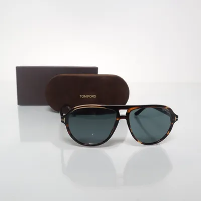 Solglasögon (Jeffrey TF932) från Tom Ford