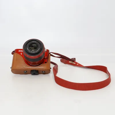 Analoge camera (Nikon 1 J1) van Nikon