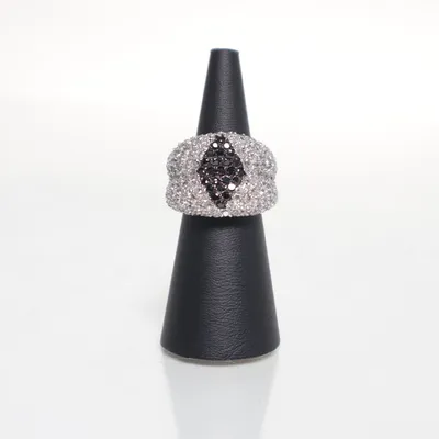 Ring (Silver, Black) from Ricarda M Silver