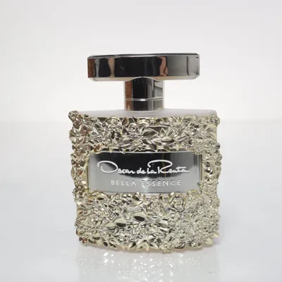 Eau de Parfum (Bella Essence) från Oscar de la Renta