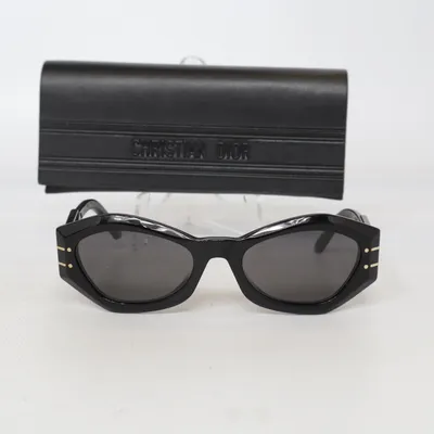 Sunglasses (DiorSignature B1U) from Christian Dior