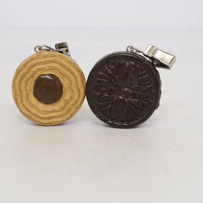 Pince à nappe (Marron, Beige, Argent) de Göteborgs