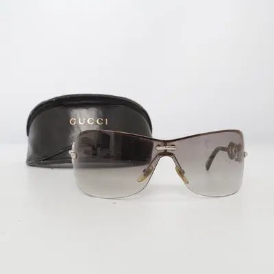 Solglasögon (Silverfärgad) från Gucci