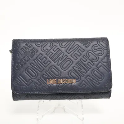 Love Moschino second hand | Shop second hand online easily