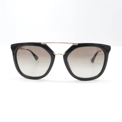 Zonnebril (Spr 13Q) van Prada