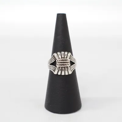 Ring (Silver) Silver
