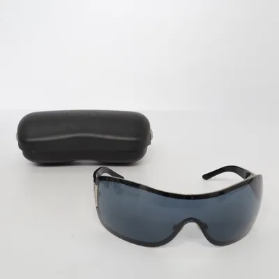 Solglasögon (4126) från Chanel