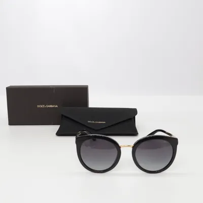 Solglasögon (DG4268) från Dolce & Gabbana