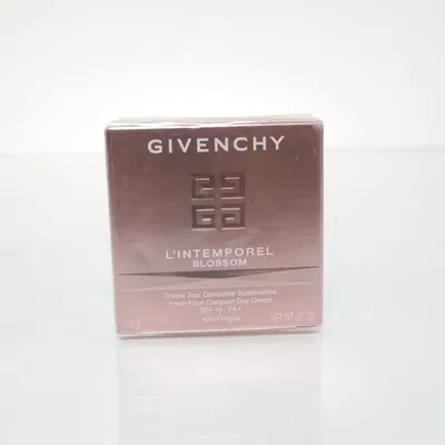 Dagkräm (L'Intemporel Blossom Spf 15) från Givenchy Parfums