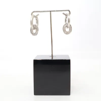 Örhängen (Silverfärgad) från Pierre Cardin Silver