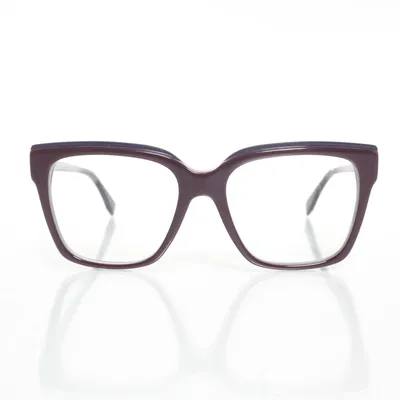Glasögon (FF0279) från Fendi