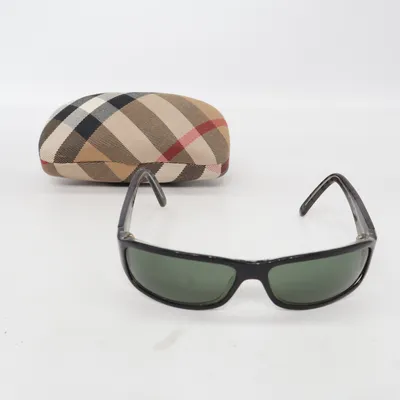 Sunglasses (B8439/S) from Burberry