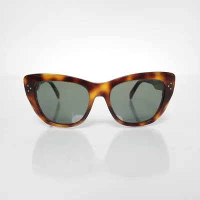 Solglasögon (CL401991) från Celine