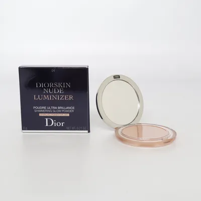 Highlighter (Diorskin Nude Luminizer) from Christian Dior Parfums
