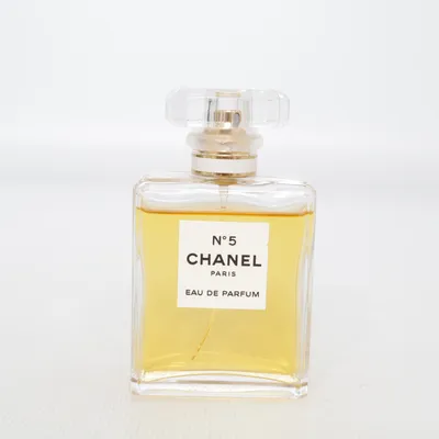 Eau de Parfum (N°5) de Chanel