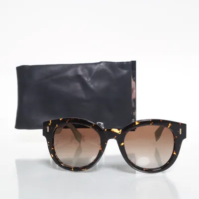 Solglasögon (FF 0026/S) från Fendi