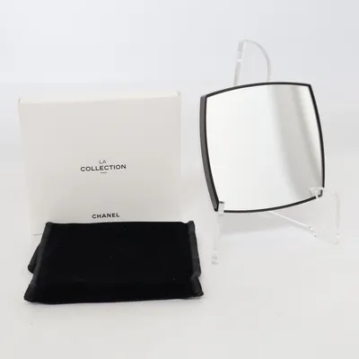 Fickspegel från Chanel Beauté