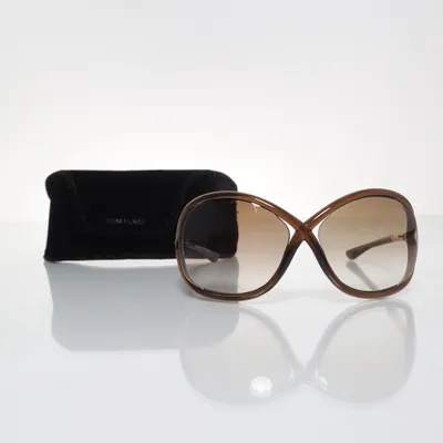 Solglasögon (TF 9 692) från Tom Ford