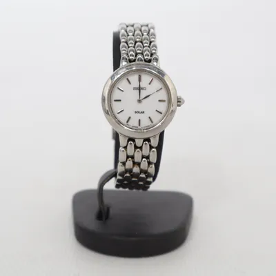 Montre (V114-0AE0) de Seiko