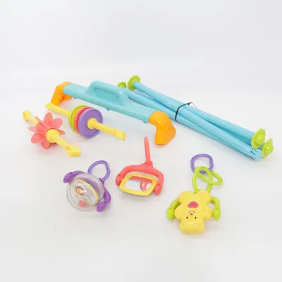 Baby cot mobile (Multicolored) from RedBox