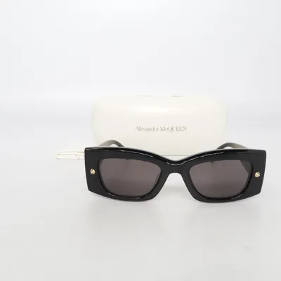 Zonnebril (AM0426S) van Alexander McQueen