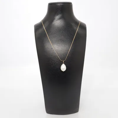 Necklace (Gold, White) from Aqua Dulce Silver