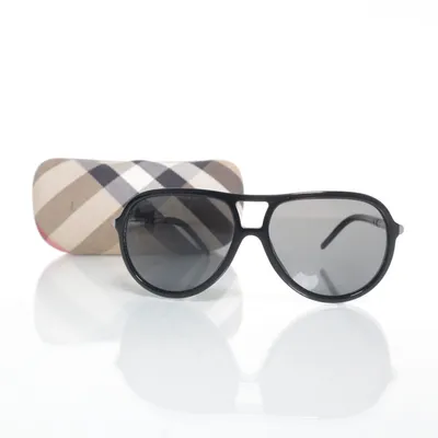 Zonnebril (B 4063) van Burberry