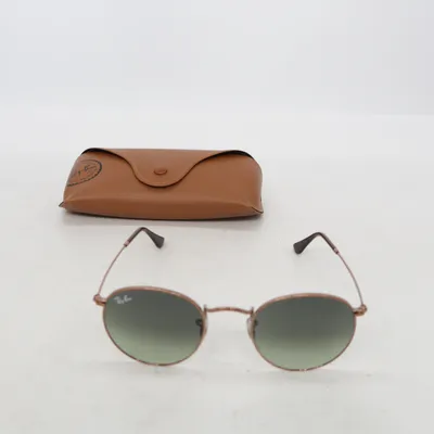Solglasögon (RB 3447) från Ray-Ban