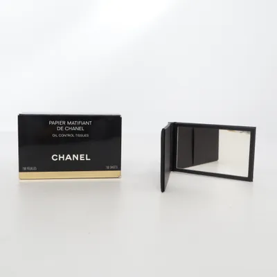 Taschenspiegel (Papier Matifiant) von Chanel