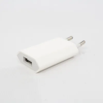USB adapter (A1400) from Apple