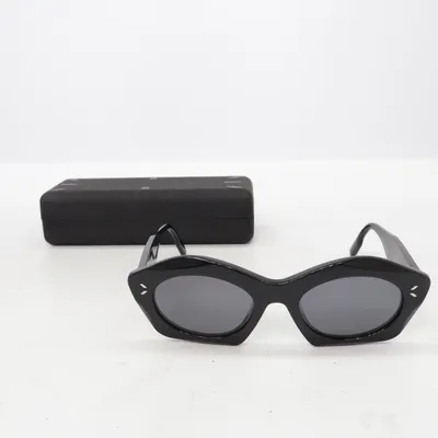 Solbriller (MQ0341S) fra McQ by Alexander McQueen