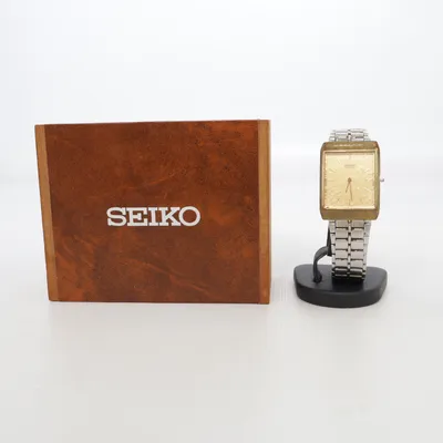 Polshorloge (6530-5190) van Seiko