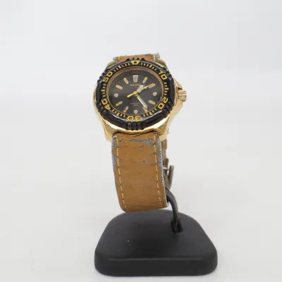 Wristwatch (Brown, Black, Gold) from Seiko
