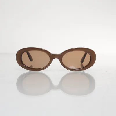 Solglasögon (Brun) från Fendi