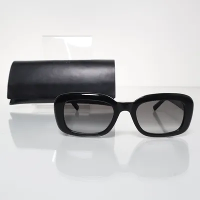 Solglasögon (SL M130 002) från Saint Laurent