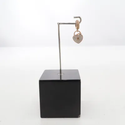 Berlock (Guldfärgad) från Pandora Okänd metall, Guldpläterad