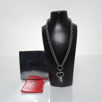 Halsbandsur (Silverfärgad) från Dolce & Gabbana Okänd metall