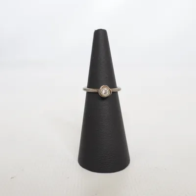Ring (Silver, Transparent) from Spinning Silver