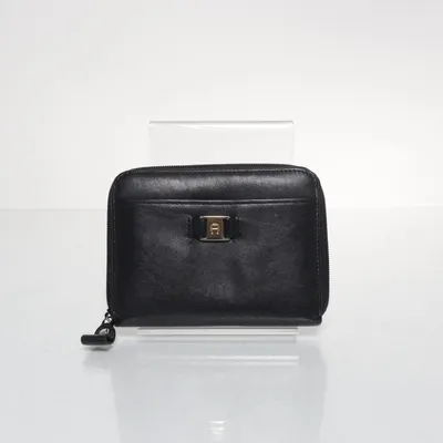 Plånbok (Svart) från Etienne Aigner