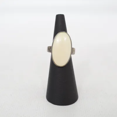 Ring (Silver, Beige) Silver